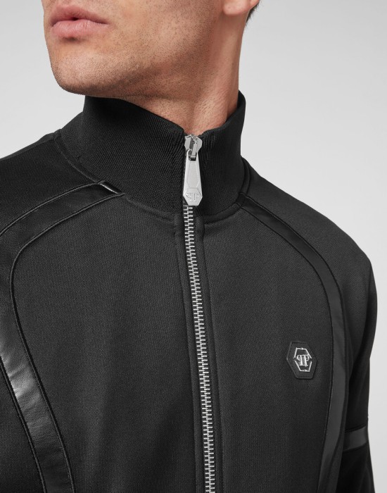 костюм спортивный  из америки вид сбоку