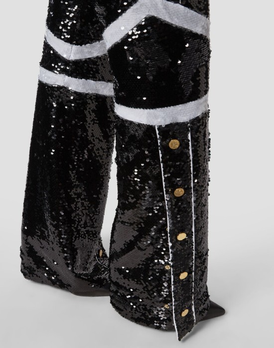 костюм спортивный  из америки вид сбоку