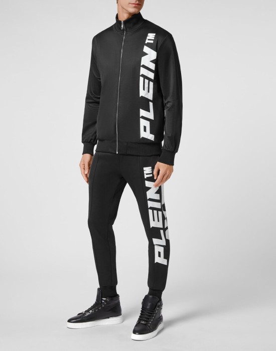 костюм спортивный  по цене 59432 руб вид справа