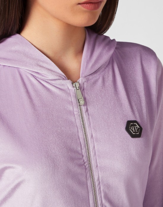 костюм спортивный  из проверенных материалов спереди