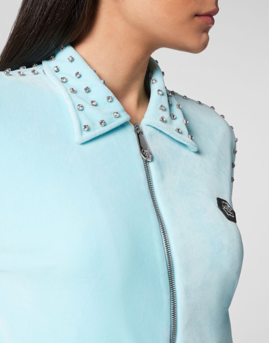 костюм спортивный  из америки вид сбоку