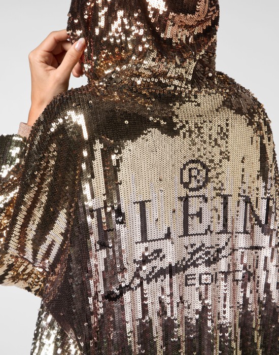 Товар золотого цвета с внутренней стороны