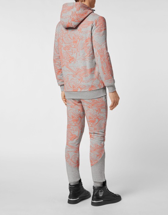 костюм спортивный  из америки вид сбоку