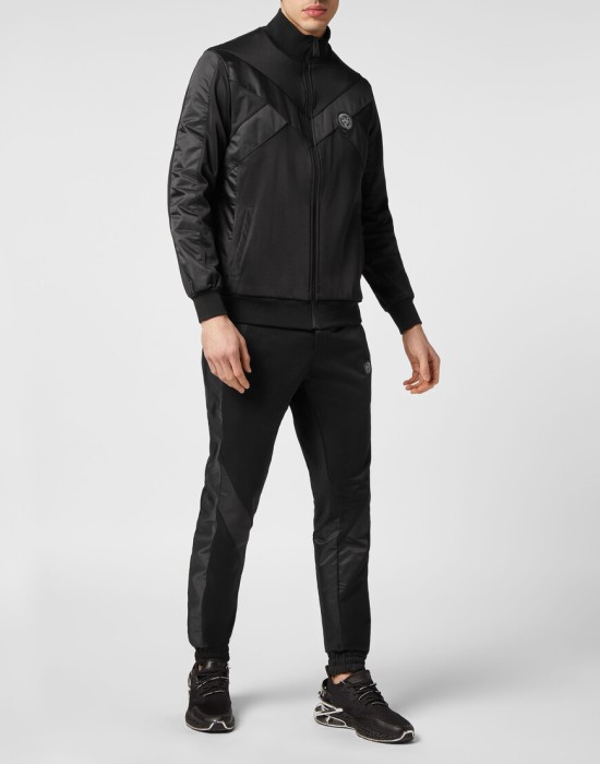 костюм спортивный  по цене 52200 руб вид справа