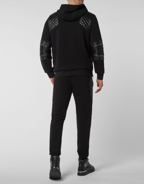 костюм спортивный  из америки вид сбоку