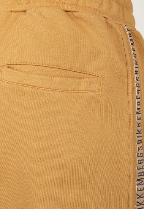 костюм  для взрослого возраста с изнаночной стороны