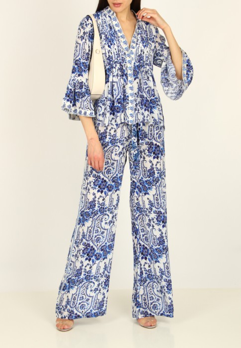 костюм  из италии вид сбоку