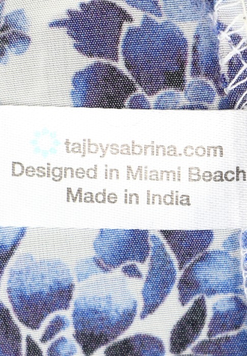 костюм  вид слева