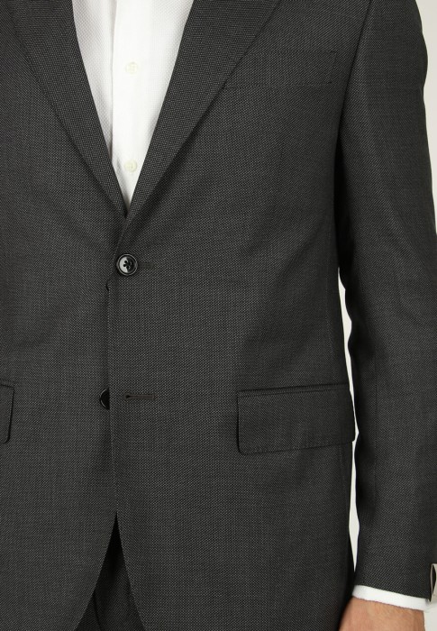 костюм  из проверенных материалов спереди