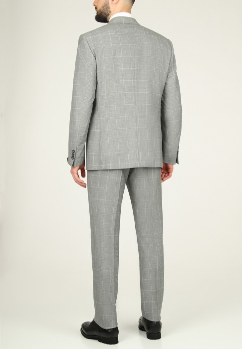 костюм  по цене 125340 руб вид справа