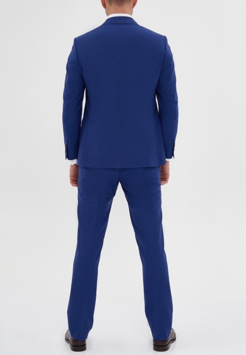 костюм  из италии вид сбоку