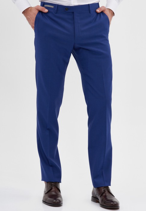 костюм  из проверенных материалов спереди