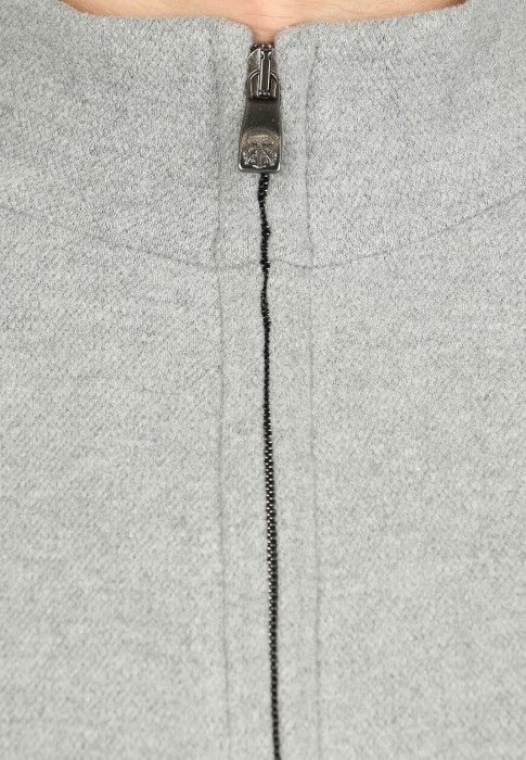 костюм  из проверенных материалов спереди