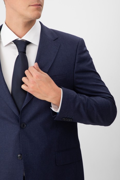 костюм  из италии вид сбоку