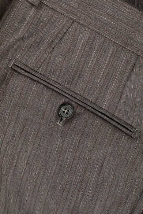 костюм  классического стиля с лицевой стороны