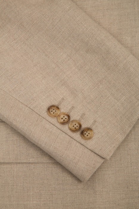 Товар бежевого цвета с внутренней стороны