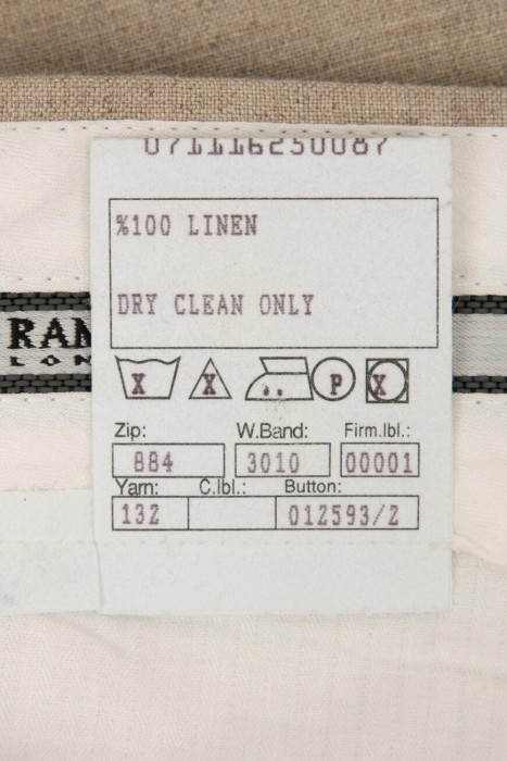 костюм  вид сзади