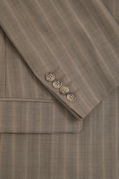 Товар бежевого цвета с внутренней стороны