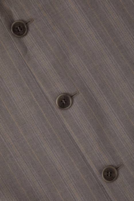 Товар серого цвета с внутренней стороны