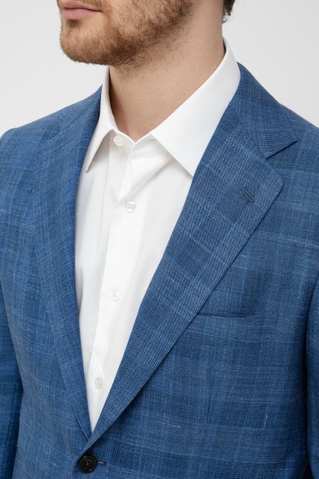 костюм  из италии вид сбоку