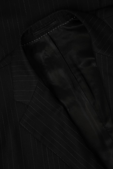 костюм  из шерсти спереди