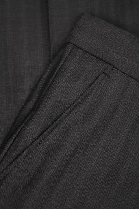 костюм  классического стиля с лицевой стороны