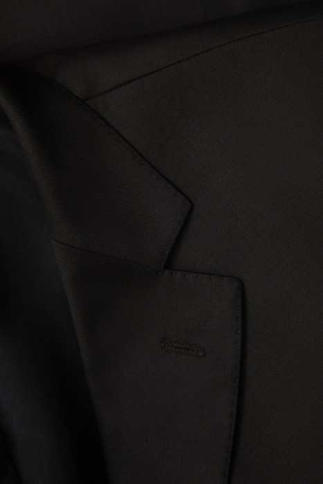 Товар черного цвета с внутренней стороны