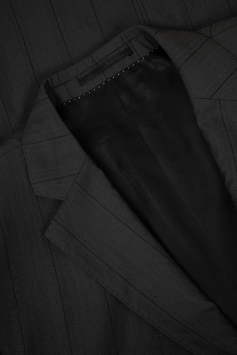 костюм  из шерсти спереди