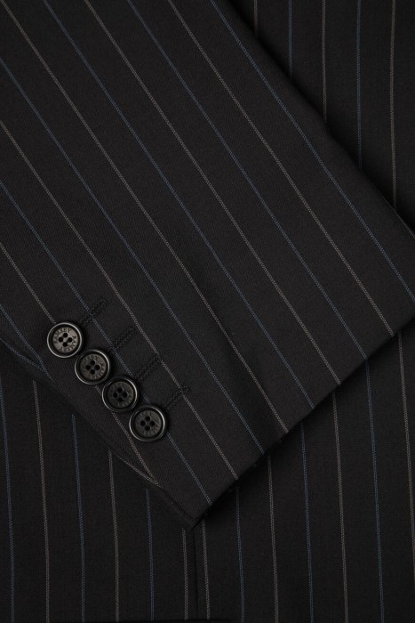 Товар черного цвета с внутренней стороны