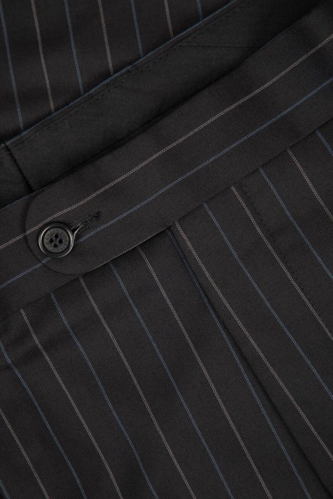 костюм  универсального стиля с лицевой стороны