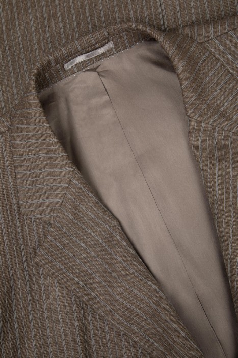 костюм  из шерсти спереди