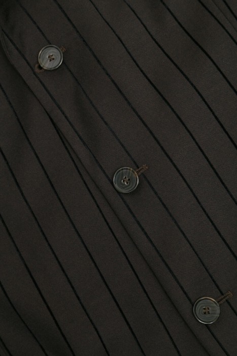 костюм  из шерсти спереди