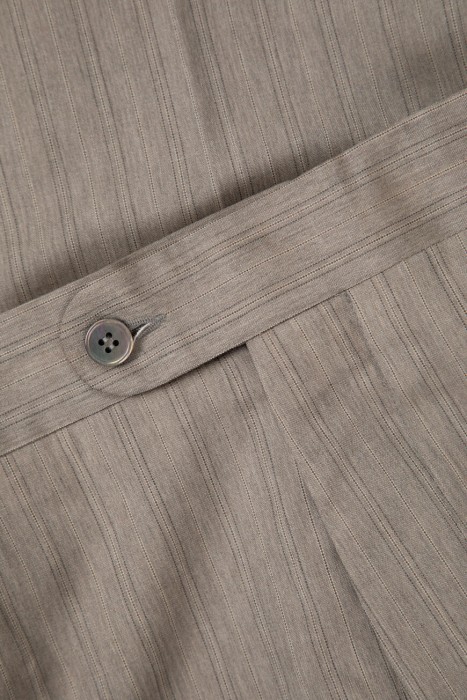 костюм  универсального стиля с лицевой стороны