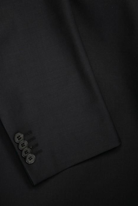 Товар черного цвета с внутренней стороны