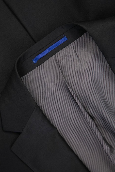 костюм  из шерсти спереди