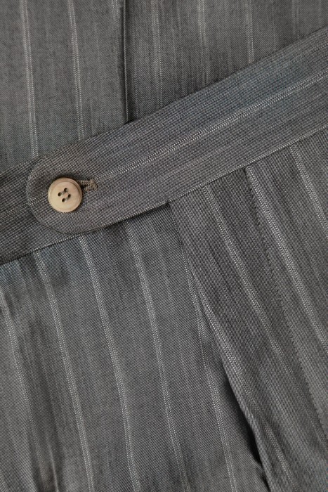 костюм  универсального стиля с лицевой стороны