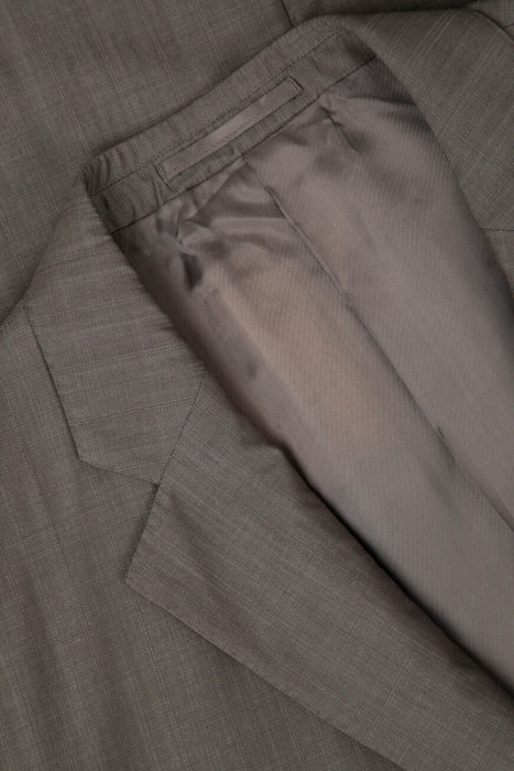 костюм  из шерсти спереди