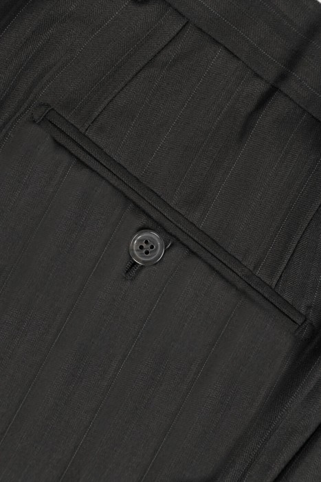 костюм  классического стиля с лицевой стороны