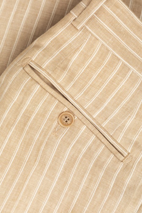 костюм  универсального стиля с лицевой стороны