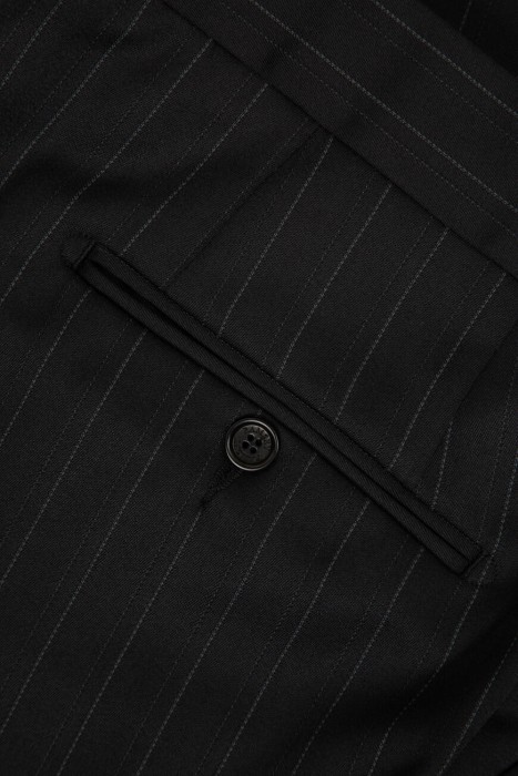 костюм  универсального стиля с лицевой стороны