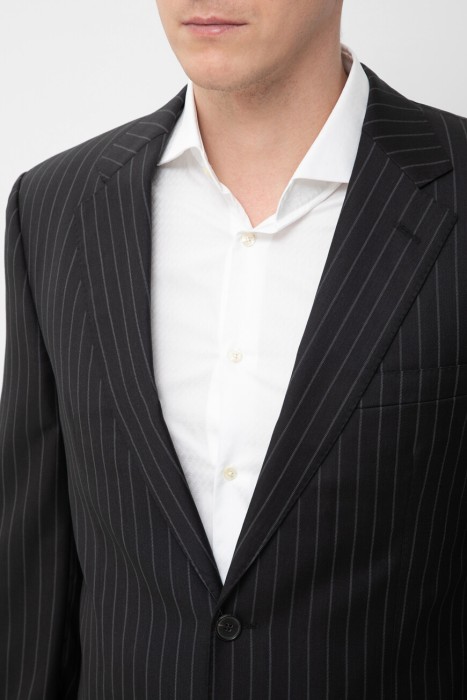 костюм  из америки вид сбоку