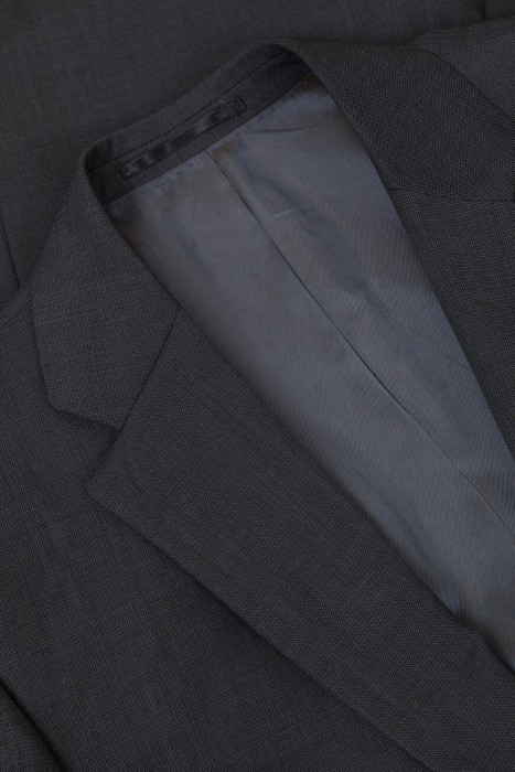 костюм  из шерсти спереди