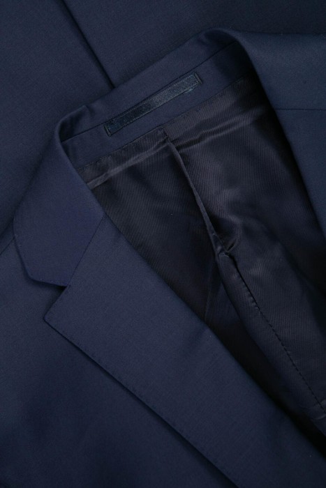 костюм  из шерсти спереди