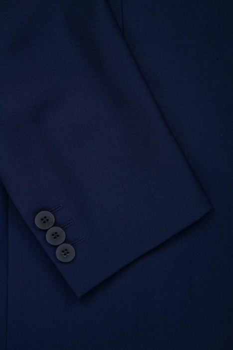 Товар синего цвета с внутренней стороны