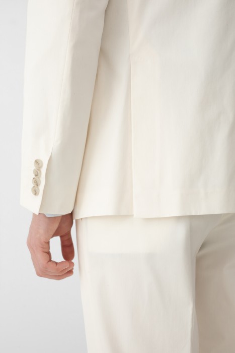 костюм  из хлопка спереди