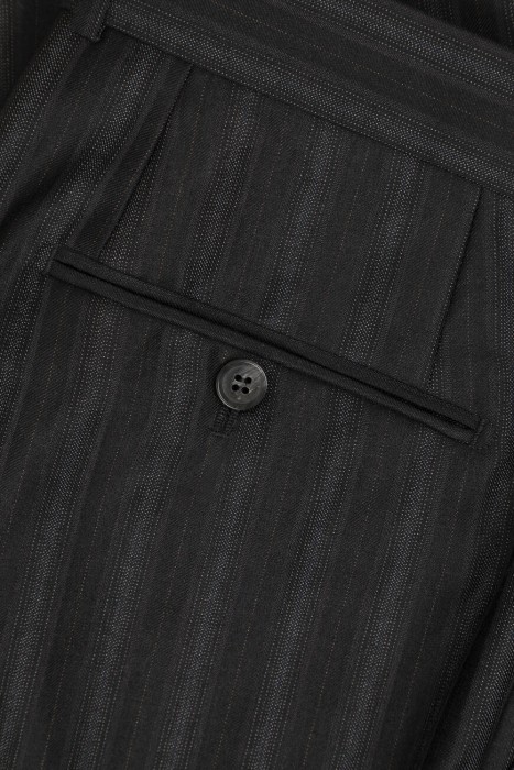 костюм  универсального стиля с лицевой стороны