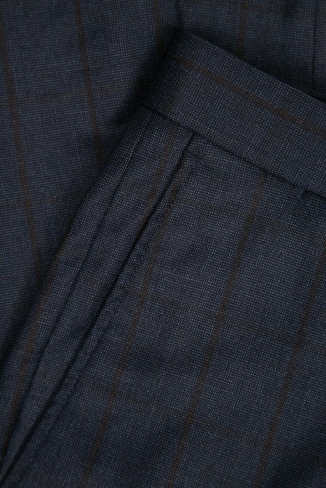 костюм  из шерсти спереди