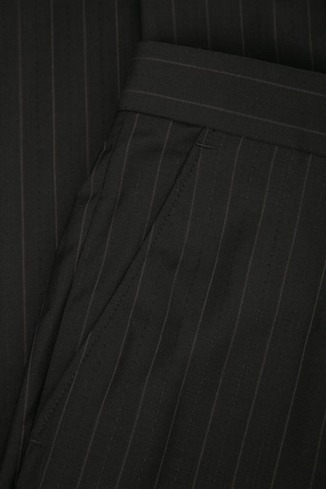 костюм  универсального стиля с лицевой стороны