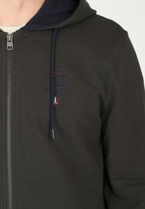 костюм  на сезон этого года фотография