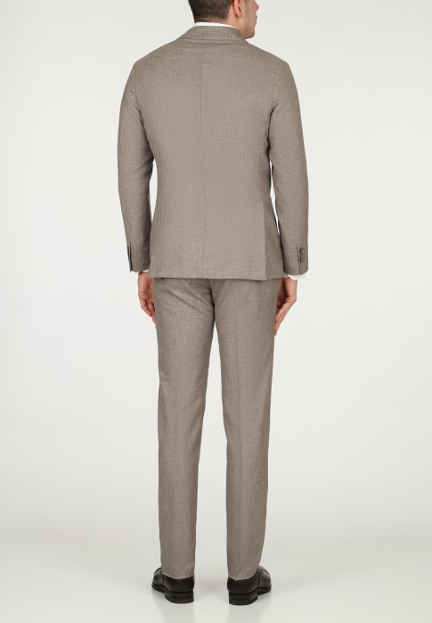 Товар серого цвета с внутренней стороны